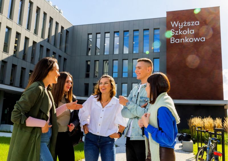 Studenci WSB