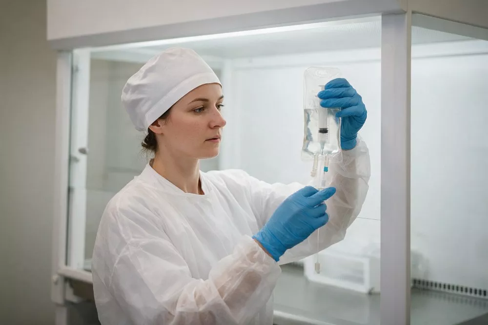 farmaceuta-specjalista-farmacji-szpitalnej