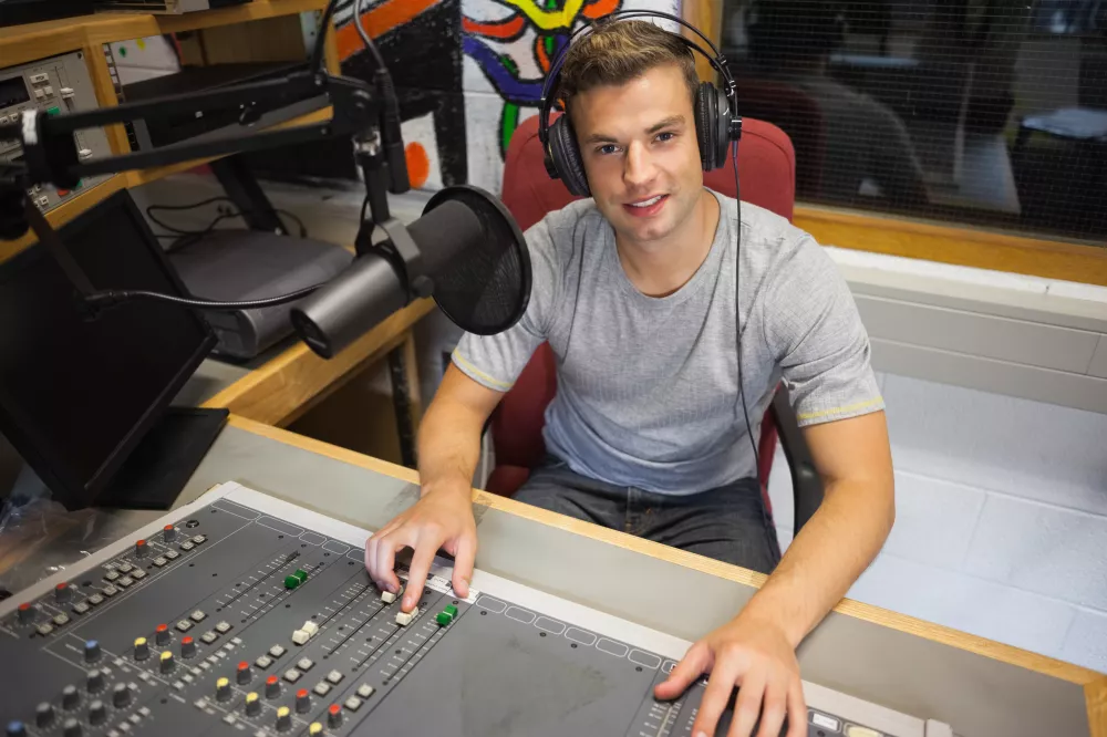 handsome-cheerful-radio-host-moderating